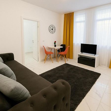 4 City Bükreş Dış mekan fotoğraf